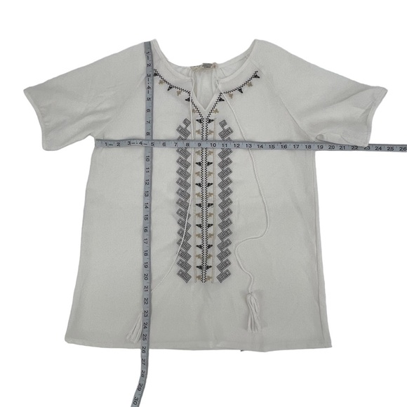 Studio West Apparel White Embroidered Short Sleeve Blouse Size Small Women’s - Picture 4 of 4